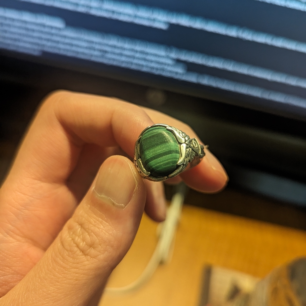 Clocks and colours glory ring size 9